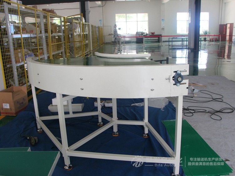 標準90度皮帶轉(zhuǎn)彎機